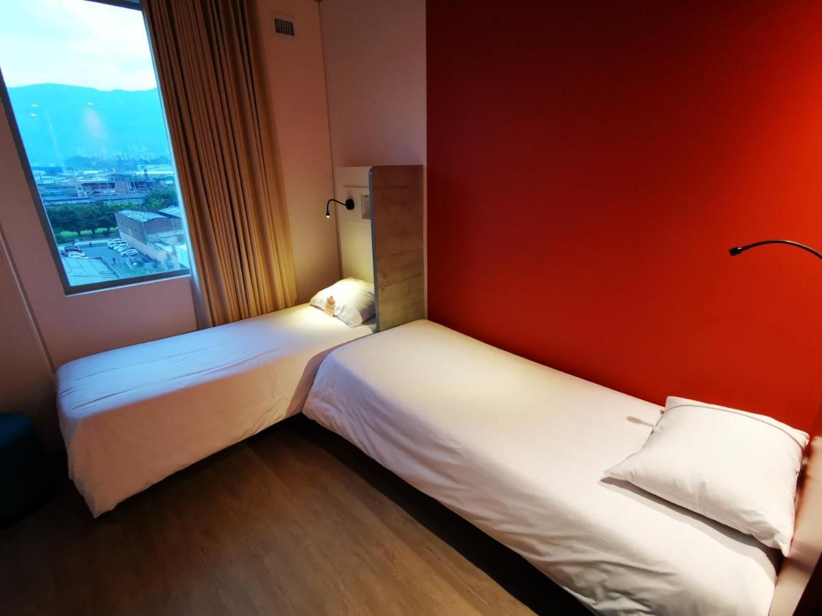 Ibis Budget Itagüí Extérieur photo